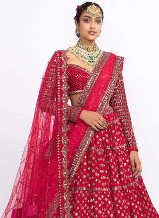 Vvani By Vani Vats-Red Floral Bridal Lehenga Set-INDIASPOPUP.COM
