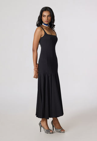 Enola black dress