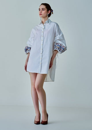 Elsa White Oversized Shirt by Saaksha & Kinni, available on Indiaspopup.com