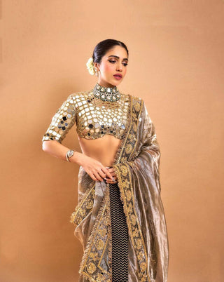 Radha Krishna Leela Sari And Blouse by Itrh available on Indiaspopup