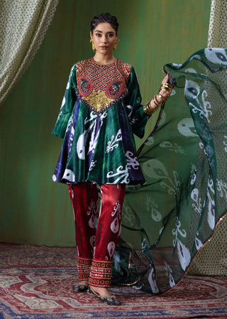 Firdaus printed ikat kurta set