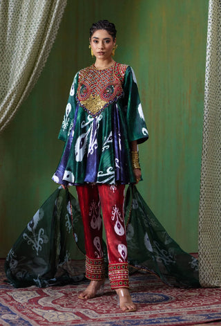 Firdaus printed ikat kurta set