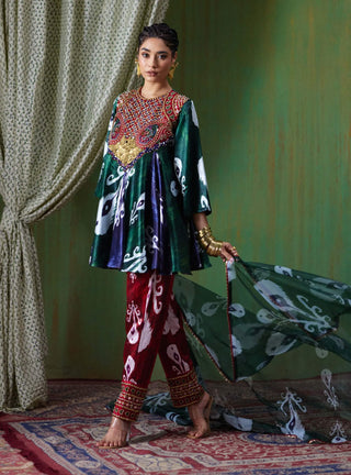 Firdaus printed ikat kurta set