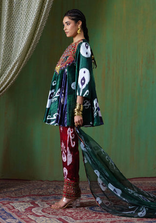 Firdaus printed ikat kurta set