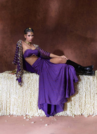 Nagma embroidered cape and draped set