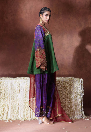 Shama purple embroidered kurta set