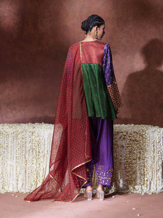 Shama purple embroidered kurta set