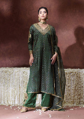 Reet embellished kurta set with dupatta