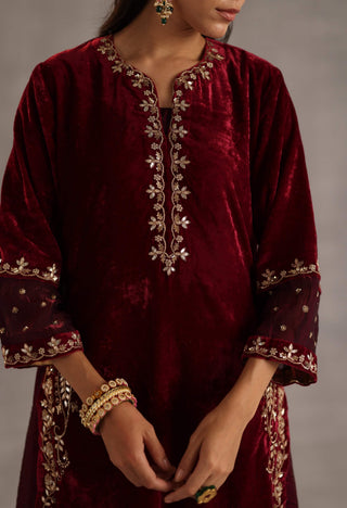 Megh garnet kurta set