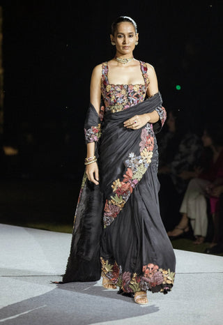 Black nysa sari set