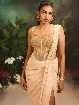 Stardust beige sari and corset