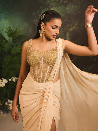 Stardust beige sari and corset