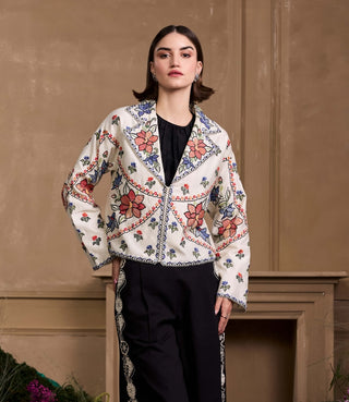 Ivory contrast panel floral short jacket