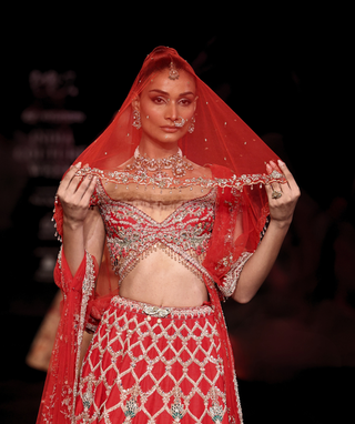 Vaidehi bridal lehenga set
