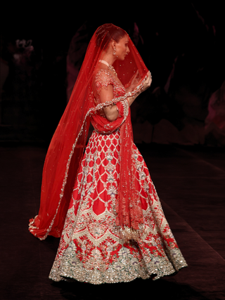 Vaidehi bridal lehenga set