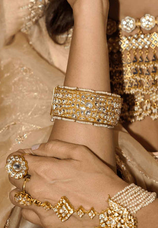 Danistha gold plated kundan bangles
