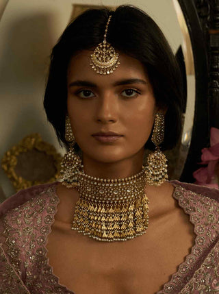 Azha gold plated kundan choker
