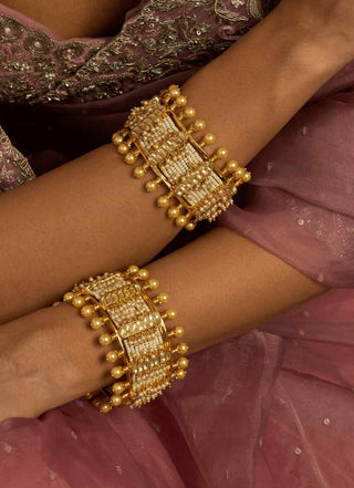 Gauri gold plated kundan bangles