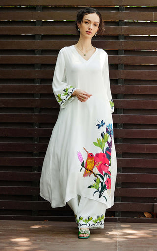 Grace White Kurta And Pants by Nautanky, available on Indiaspopup.com