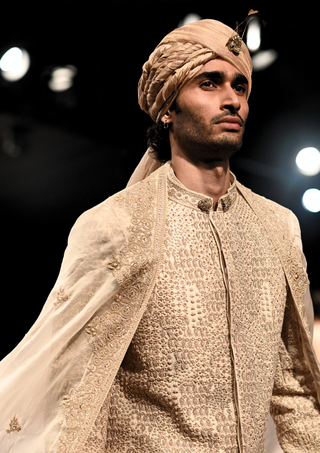 Yashvardhan sherwani set