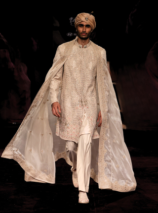 Yashvardhan sherwani set