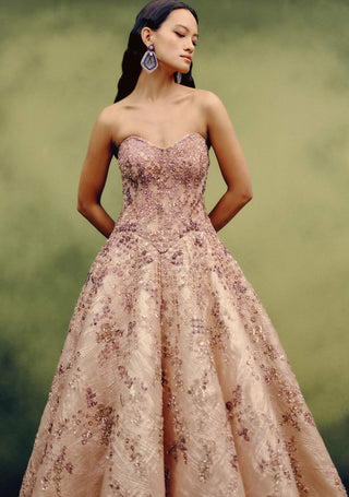 Aurum beige éclat gown