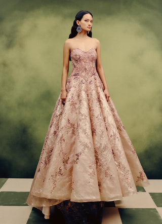 Aurum beige éclat gown