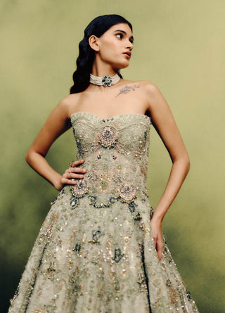 Jardin pistachio green gown