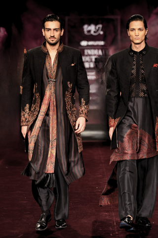 Anirudh black achkan set – Dolly J Men – Men – Men's Festive