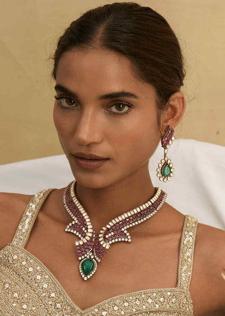 Vaneeza green zircon long necklace and earrings
