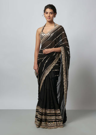 Aradhana Black Sari And Blouse by Gopi Vaid available on Indiaspopup