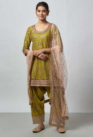 Surbhi Green Salwar And Kurta Set by Gopi Vaid available on Indiaspopup