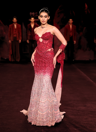Gulika fitted lehenga set