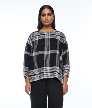 Caesia black boat neck boxy top