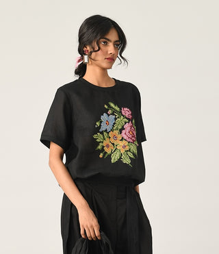 Ekstase black embroidered top