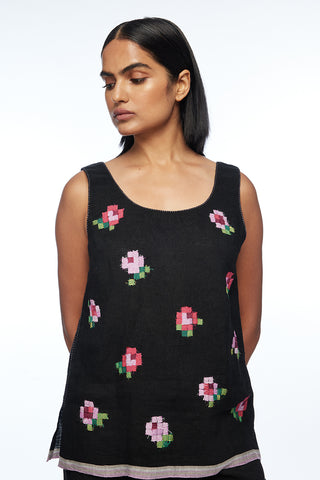 Bugensis black camisole and pants