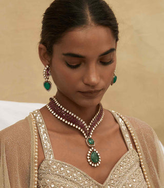 Jaskirat green zircon long necklace and earrings