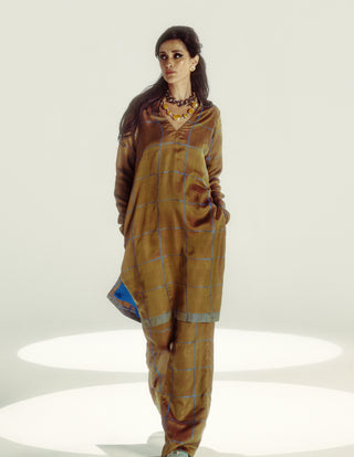 Brown Chessboard Kurta And Pants by Ekaya available on Indiaspopup.com