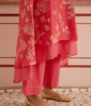 Rosewood Floral Kurta And Pants by Vaayu, available on Indiaspopup.com