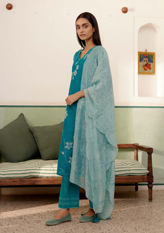 Teal Applique Cotton Kurta Set by Vaayu, available on Indiaspopup.com