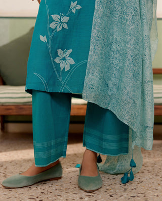 Teal Applique Cotton Kurta Set by Vaayu, available on Indiaspopup.com