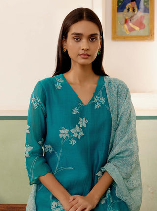 Teal Applique Cotton Kurta Set by Vaayu, available on Indiaspopup.com