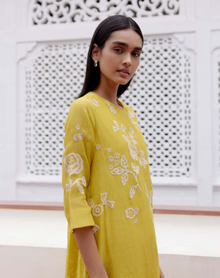 Citrine Floral Kurta And Pants by Vaayu, available on Indiaspopup.com