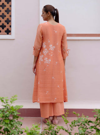 Tangerine Printed Kurta And Pants by Vaayu, available on Indiaspopup.com