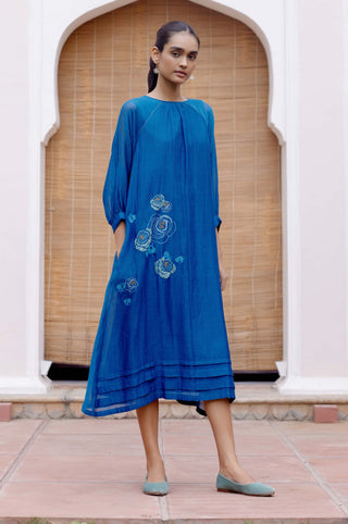 Sapphire applique dress