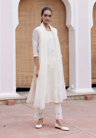 Swan Floral Embroidered Kurta Set by Vaayu, available on Indiaspopup.com