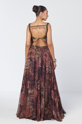Charm mocha skirt set