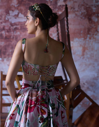 Zubi Soft Pink Printed Lehenga Set by Mahima Mahajan, available on Indiaspopup.com