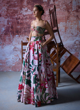 Zubi Soft Pink Printed Lehenga Set by Mahima Mahajan, available on Indiaspopup.com