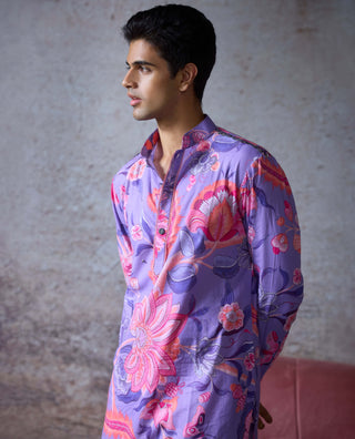 Saha Lilac Printed Kurta And Pants by Mahima Mahajan Men, available on Indiaspopup.com